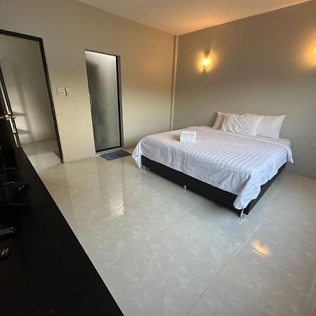 Pine Home Krabi Exterior foto